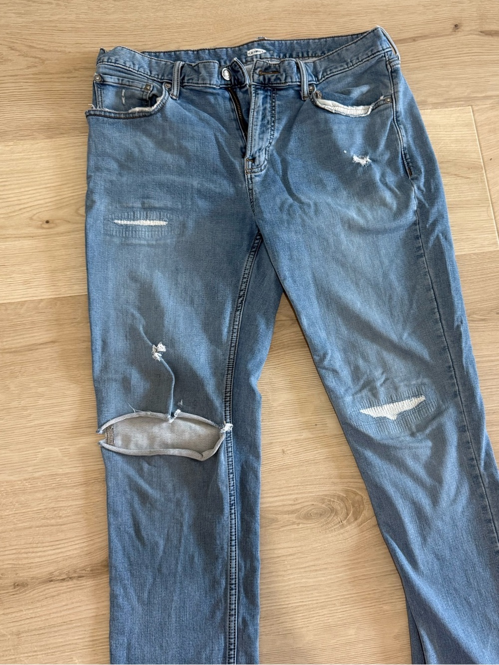 Old Navy Men's Light Blue Distressed Skinny Jeans